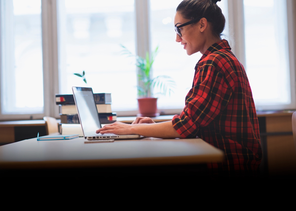 A women working on a laptop